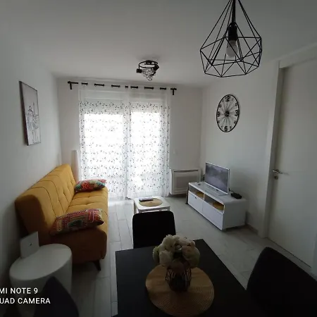 Apartman Ana Iadera With Balcony And Parking Zadar